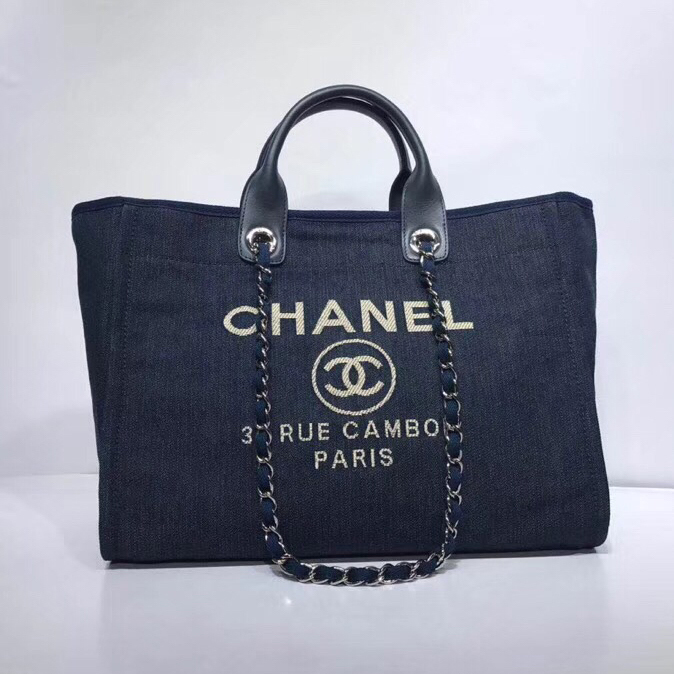 Ch**el shopping bags